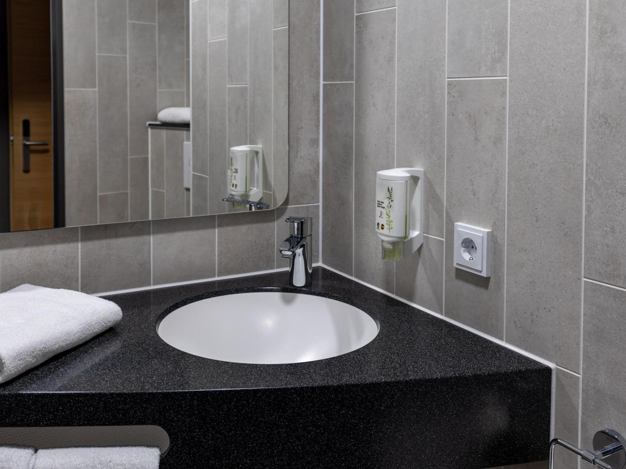 B&B Hotel ايدار أوبرستاين المظهر الخارجي الصورة